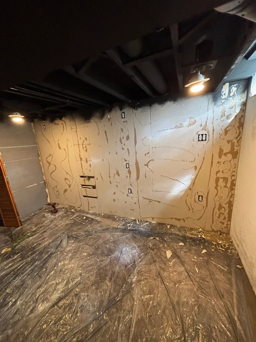 Basement renovation (photo 4 of 4)